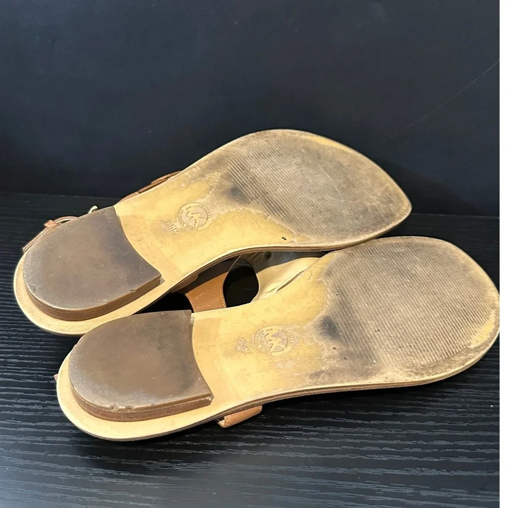 Michael Kors‎ Plate Thong Sandals Luggage Brown Leather Flat 8.5M PV17K